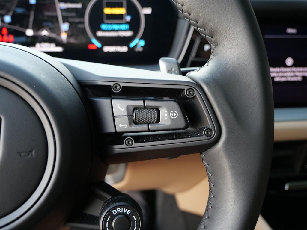Thumbnail: 2026 Porsche Cayenne - 22