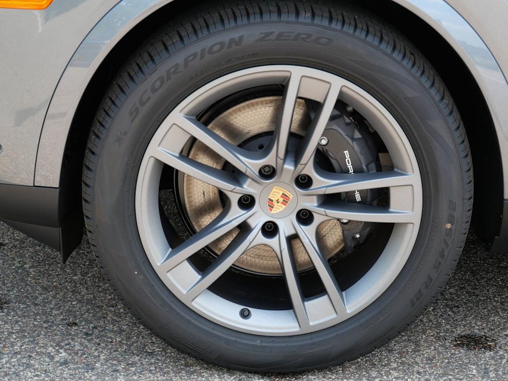 Thumbnail: 2026 Porsche Cayenne - 5