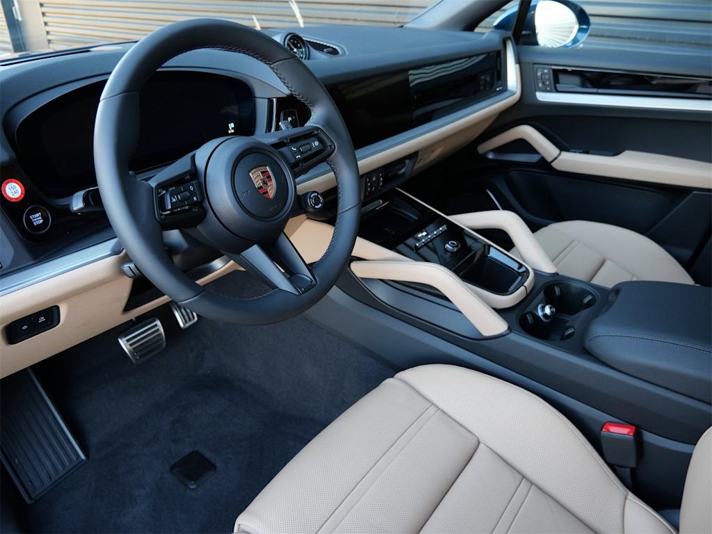 Thumbnail: 2026 Porsche Cayenne - 2