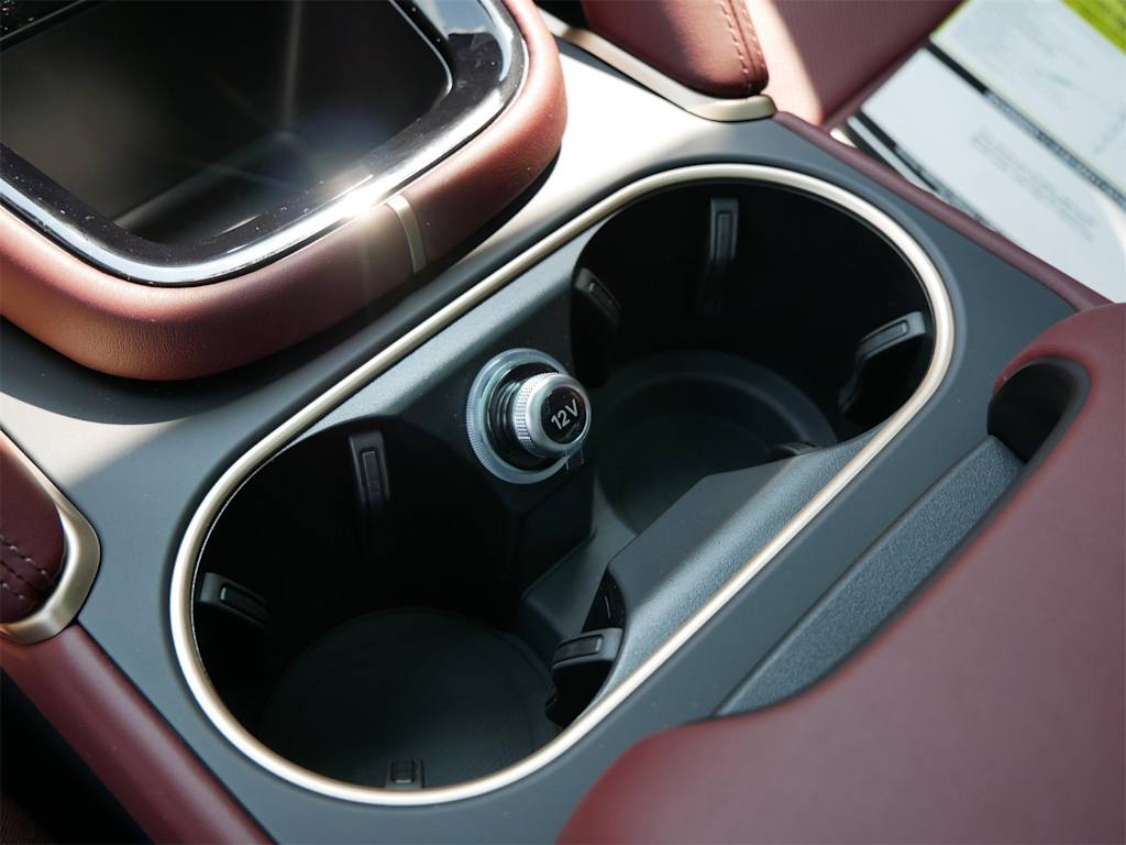 Thumbnail: 2025 Porsche Cayenne - 15