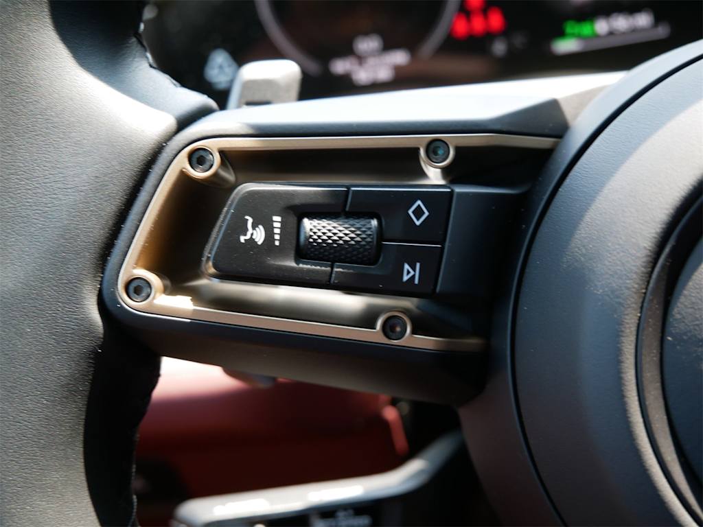 Thumbnail: 2025 Porsche Cayenne - 18