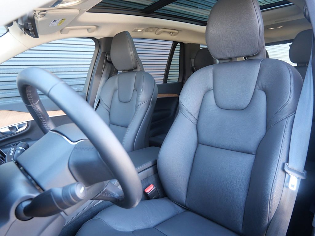 Thumbnail: 2025 Volvo XC90 - 6