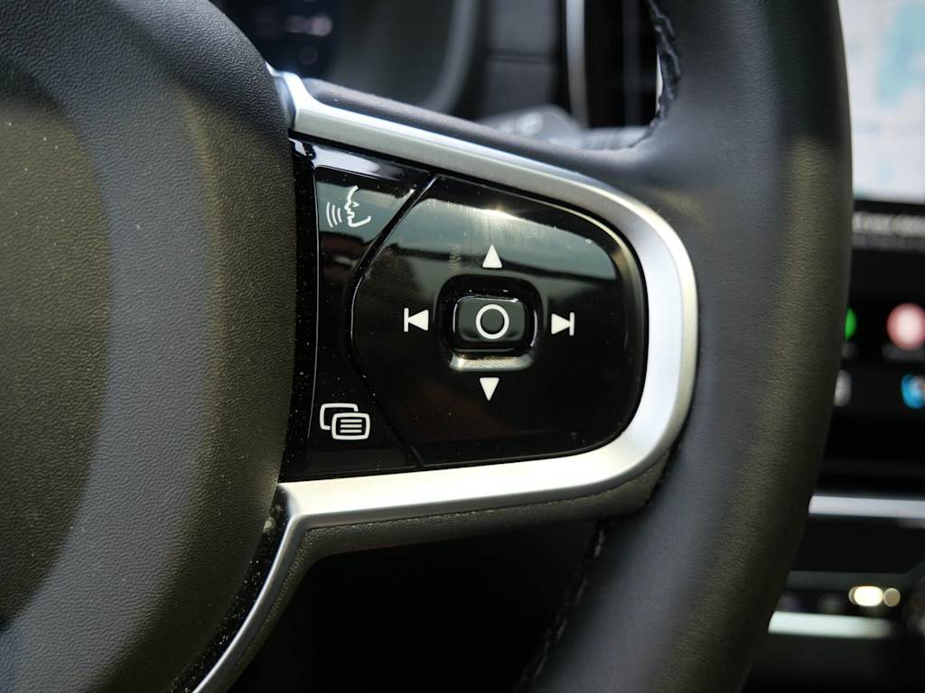 Thumbnail: 2026 Volvo XC90 - 22