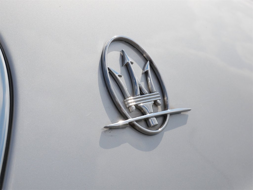 Thumbnail: 2011 Maserati GranTurismo - 22