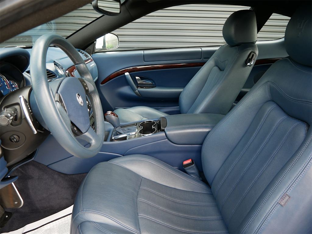 Thumbnail: 2011 Maserati GranTurismo - 7