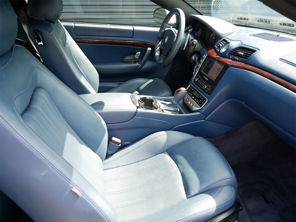 Thumbnail: 2011 Maserati GranTurismo - 27