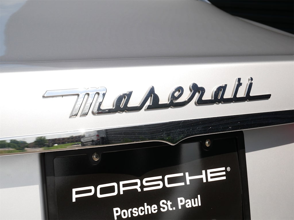 Thumbnail: 2011 Maserati GranTurismo - 23