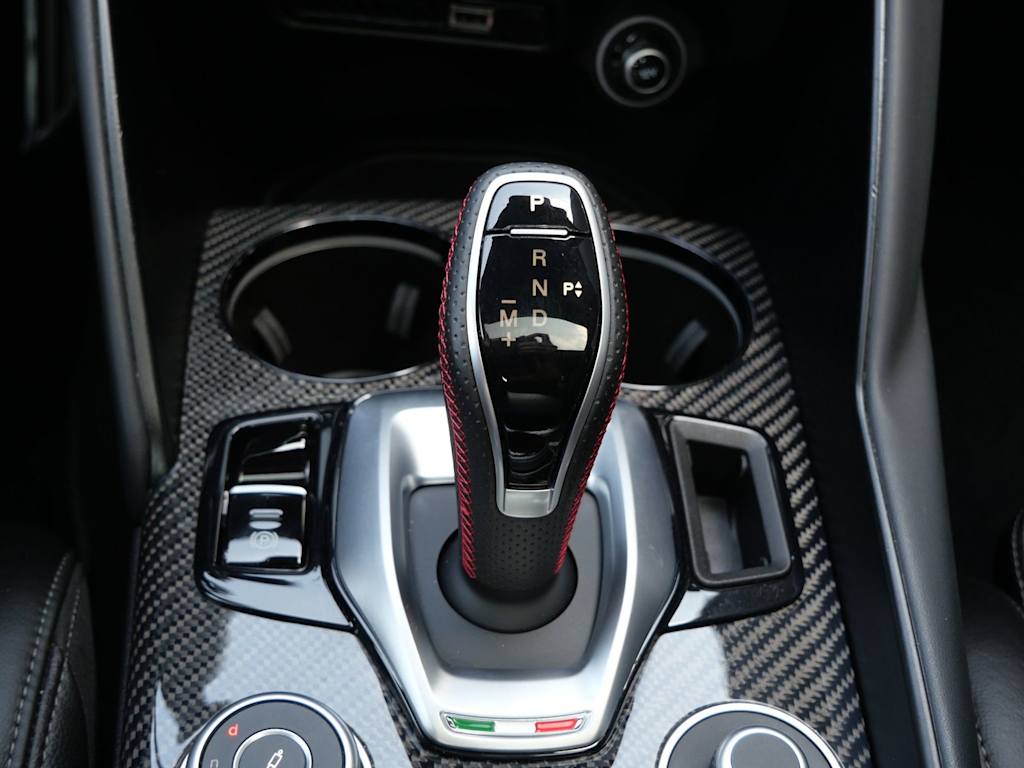 Thumbnail: 2023 Alfa Romeo Giulia - 9