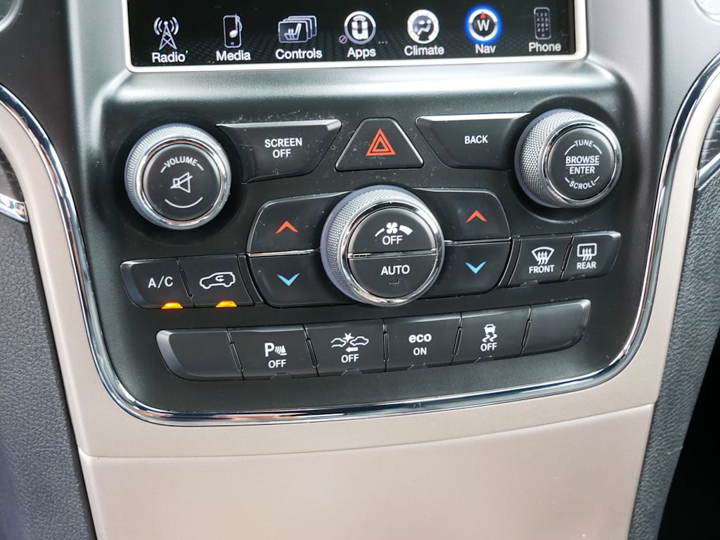 Thumbnail: 2015 Jeep Grand Cherokee - 19