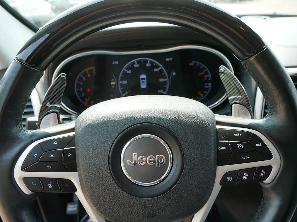 Thumbnail: 2018 Jeep Grand Cherokee - 24