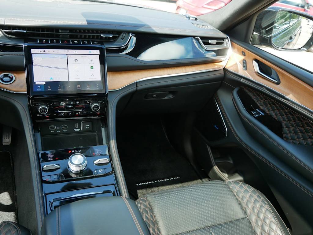 Thumbnail: 2024 Jeep Grand Cherokee L - 9