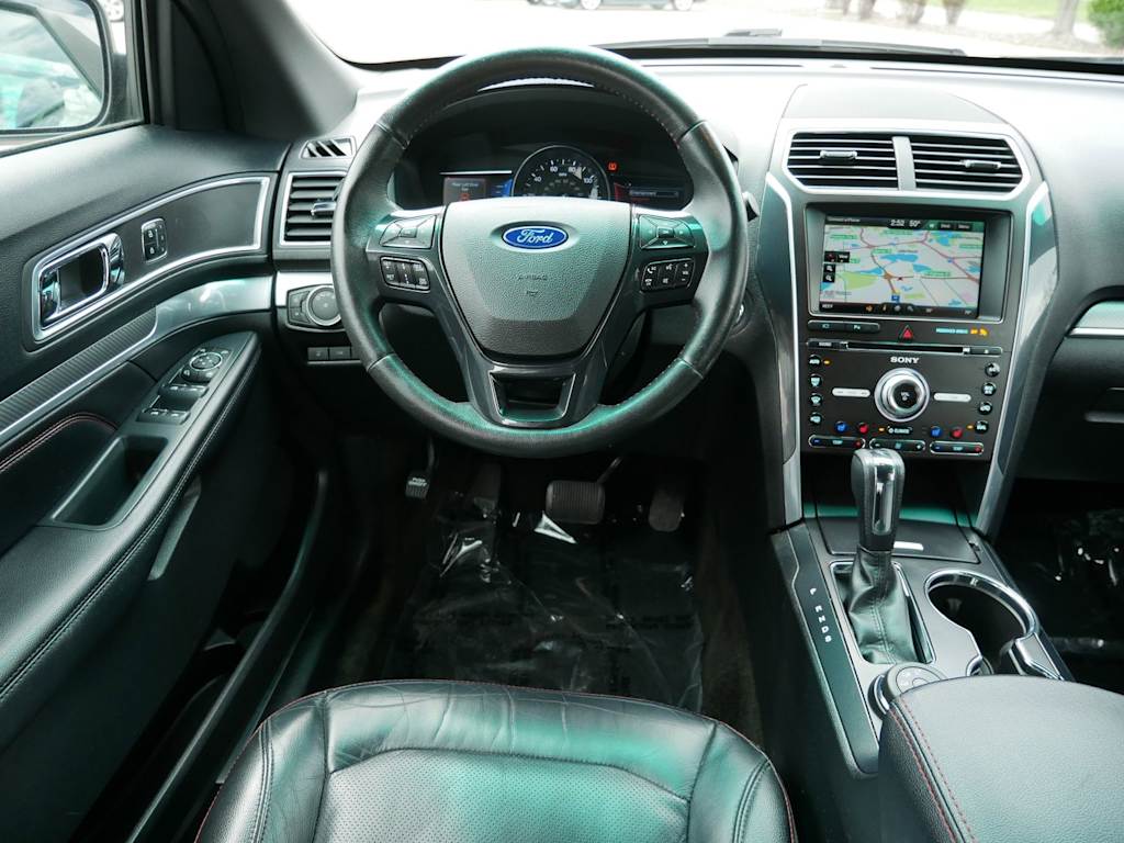 Thumbnail: 2016 Ford Explorer - 7
