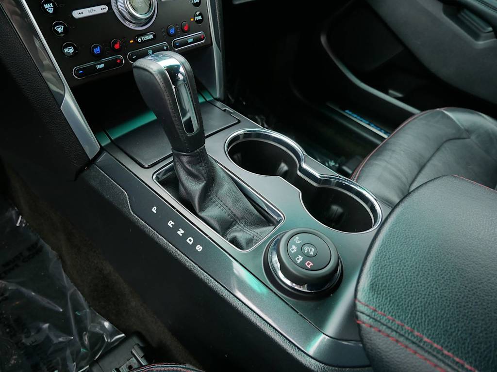 Thumbnail: 2016 Ford Explorer - 12
