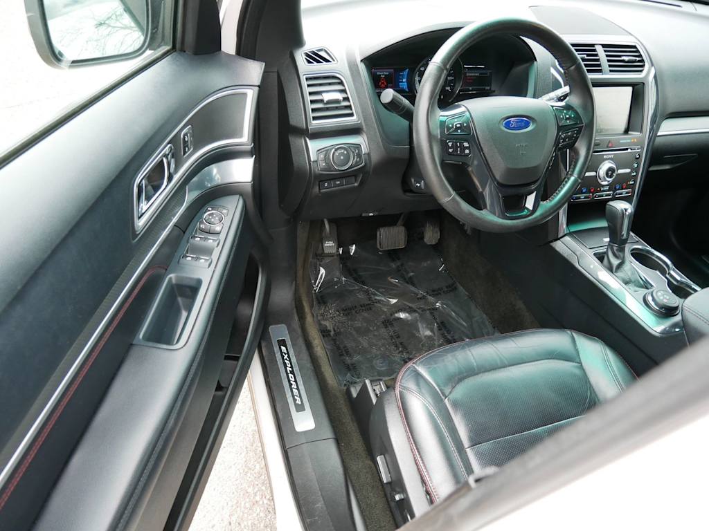 Thumbnail: 2016 Ford Explorer - 2