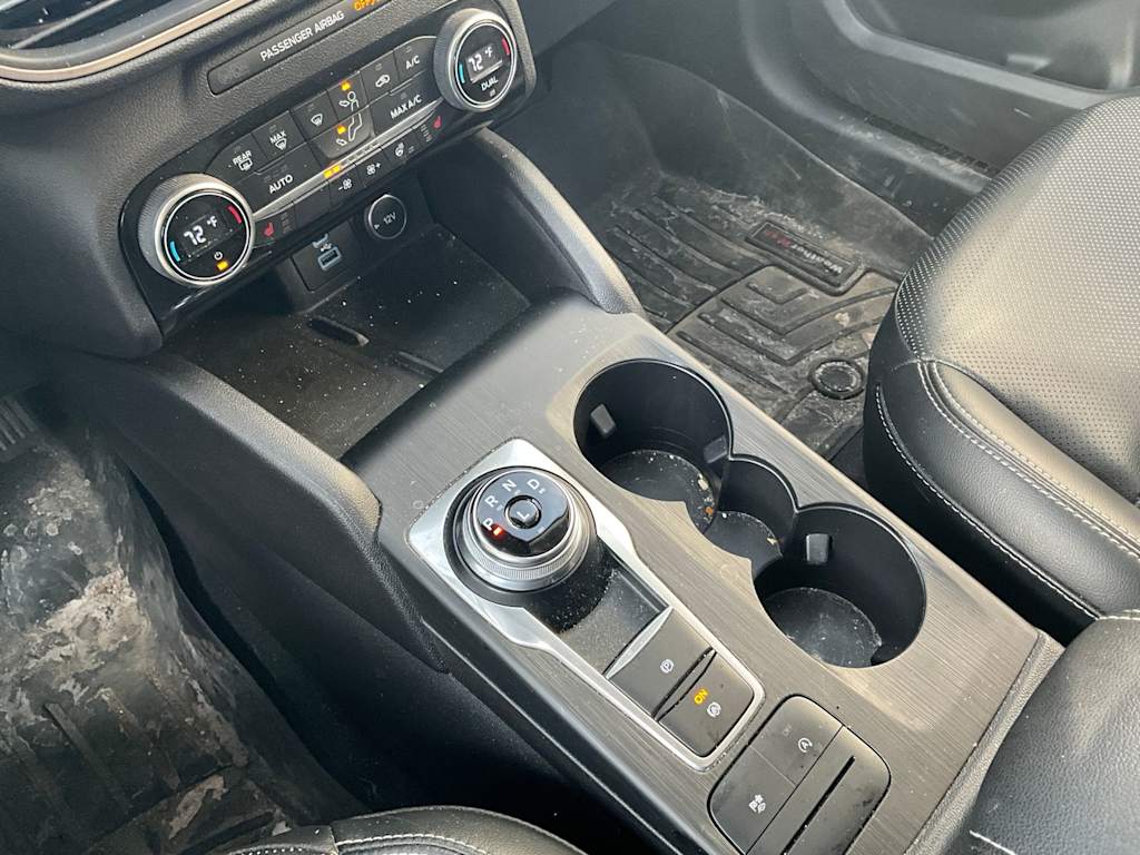 Thumbnail: 2021 Ford Escape - 8