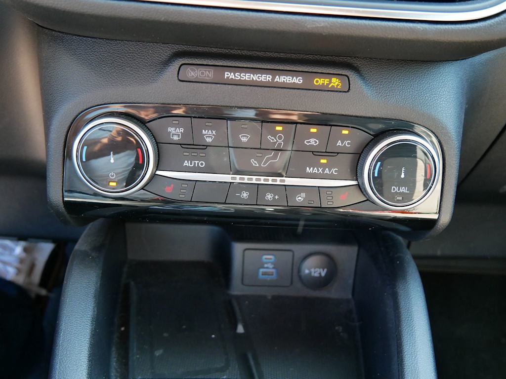 Thumbnail: 2022 Ford Escape - 19