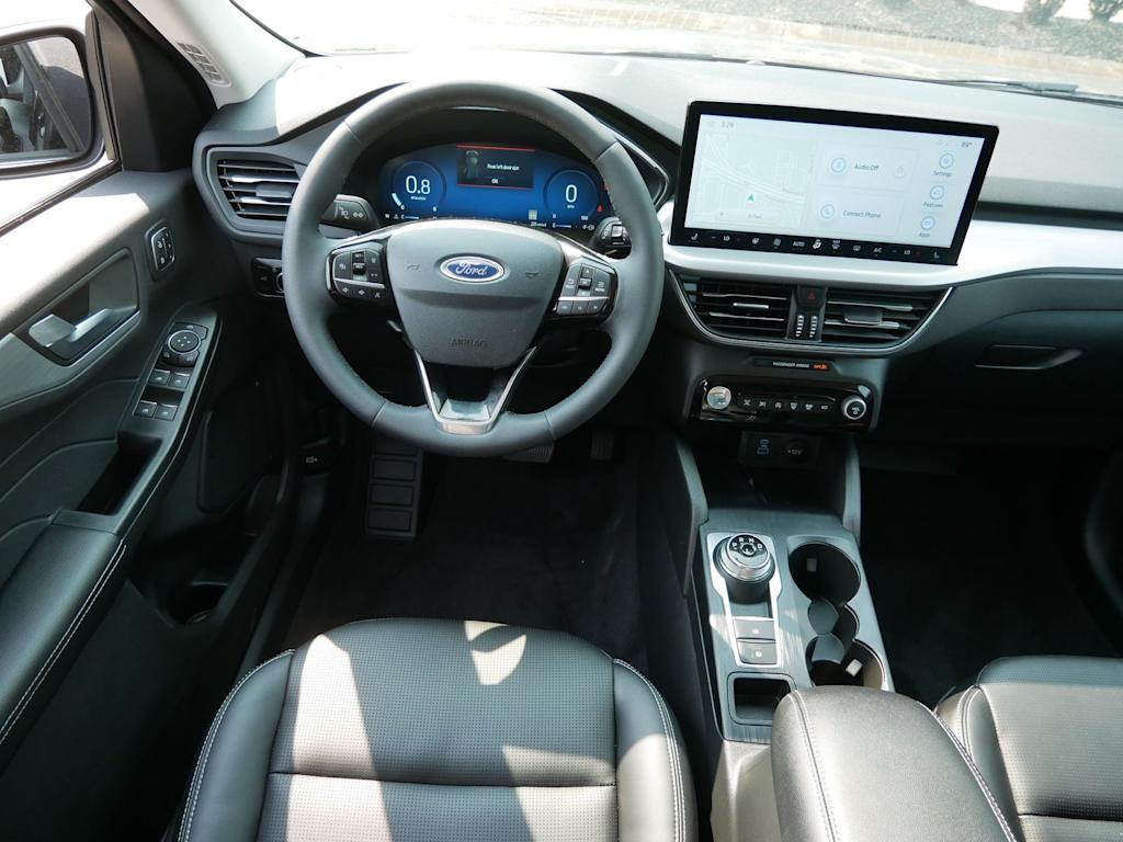 Thumbnail: 2023 Ford Escape - 7