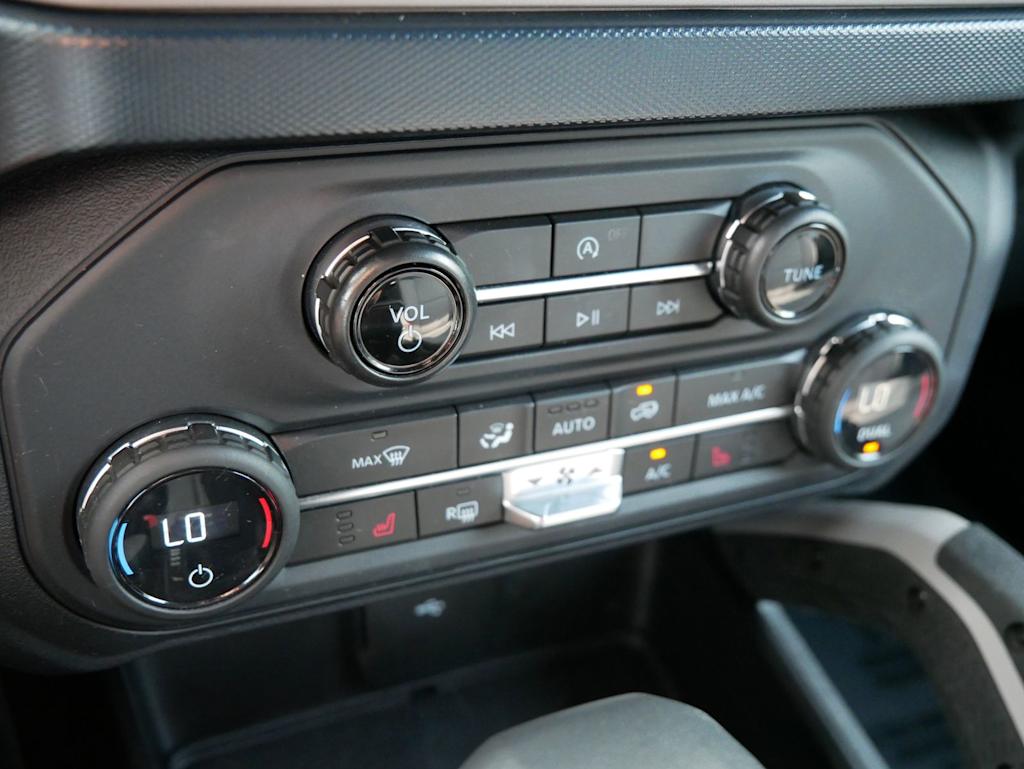 Thumbnail: 2023 Ford Bronco - 20