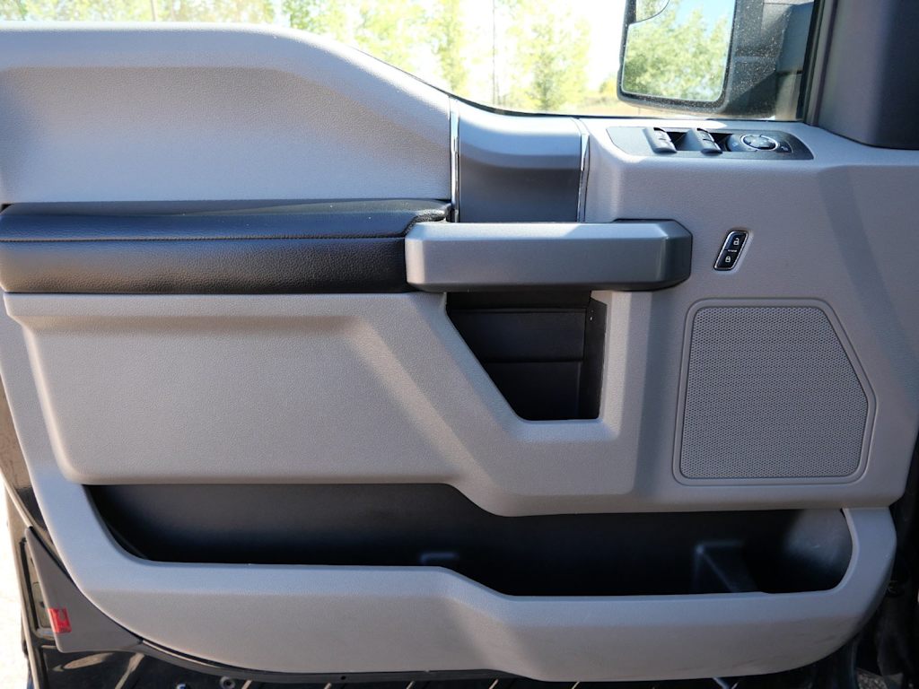 Thumbnail: 2016 Ford F-150 - 14