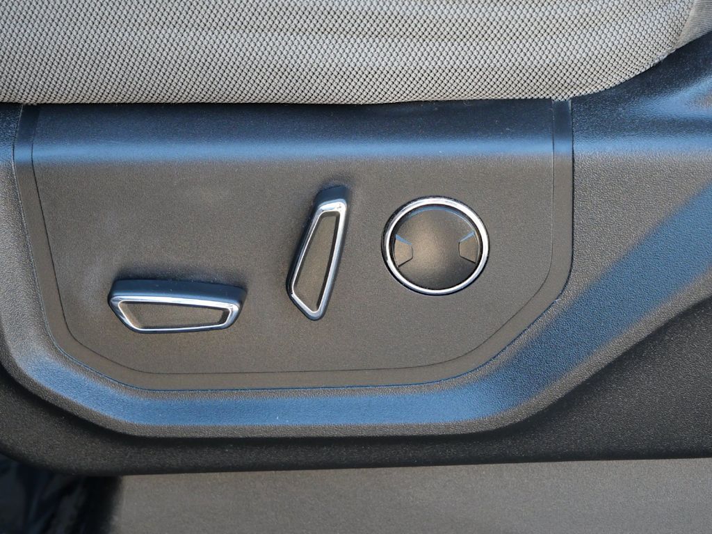 Thumbnail: 2016 Ford F-150 - 18