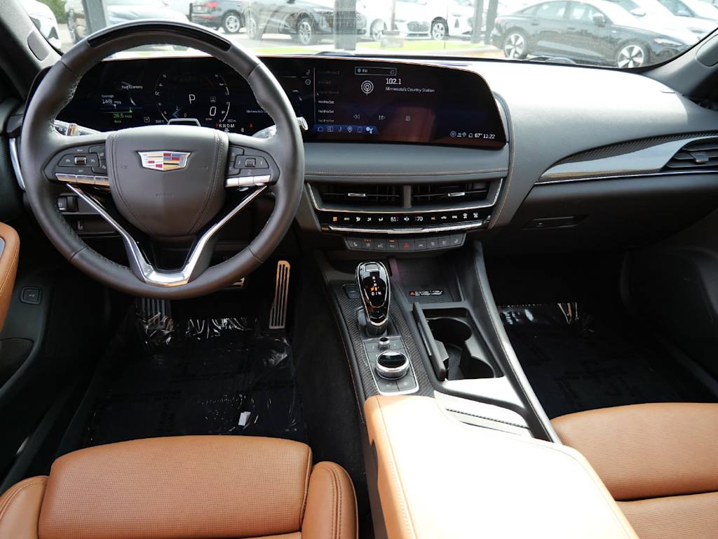 Thumbnail: 2025 Cadillac CT5 - 9