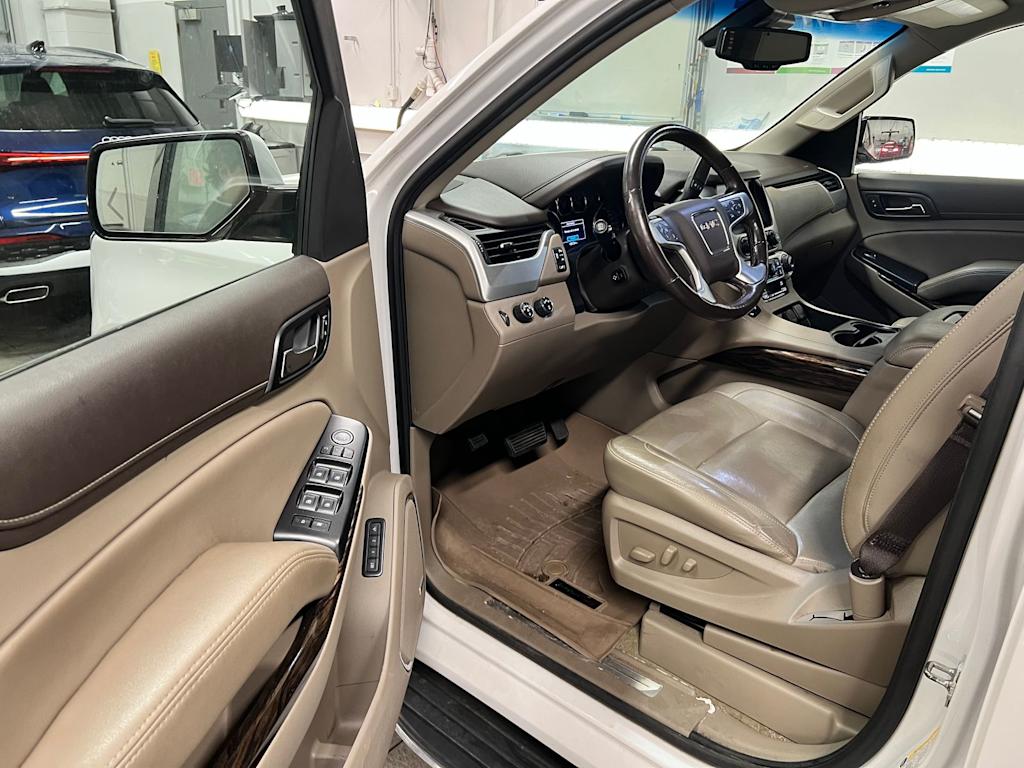 Thumbnail: 2018 GMC Yukon XL - 4