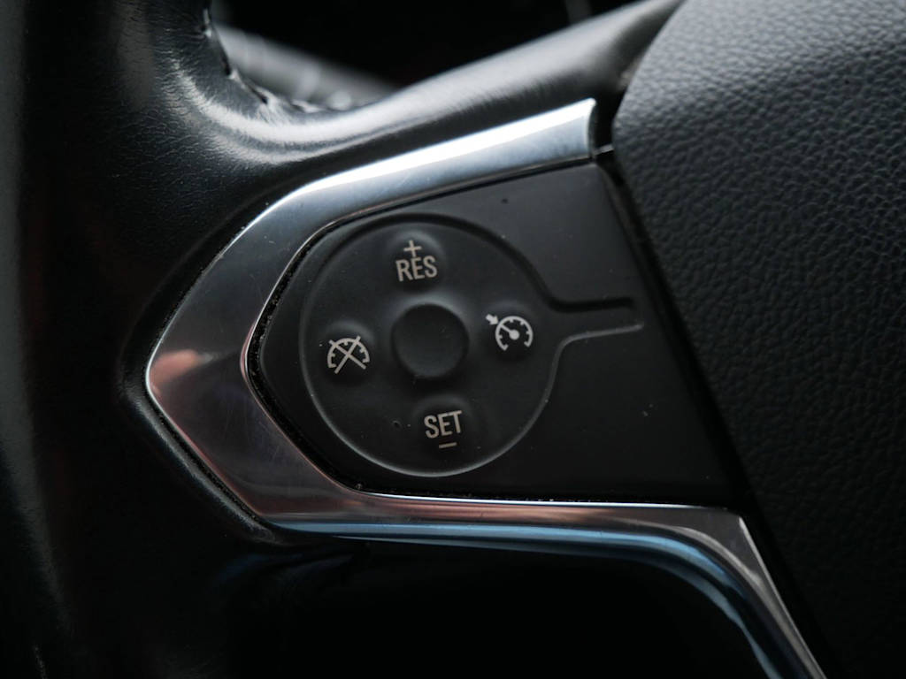 Thumbnail: 2019 Chevrolet Traverse - 21