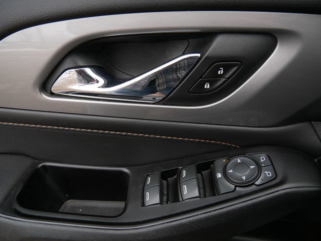 Thumbnail: 2019 Chevrolet Traverse - 15