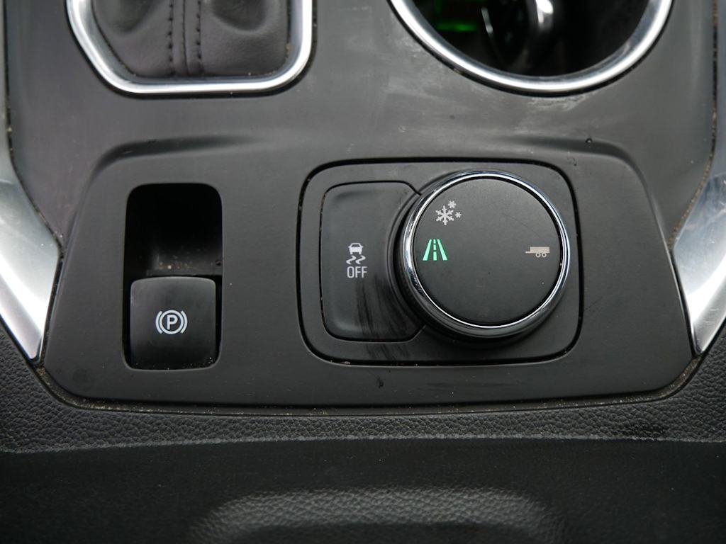 Thumbnail: 2019 Chevrolet Traverse - 18