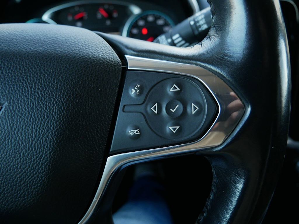 Thumbnail: 2019 Chevrolet Traverse - 24