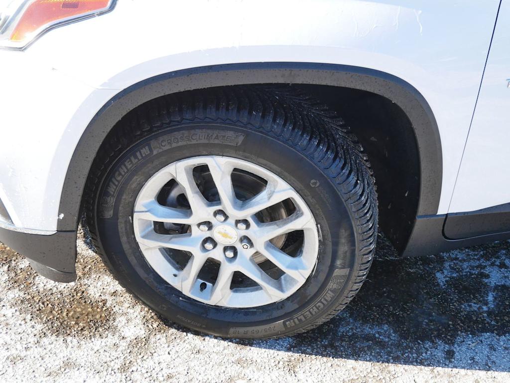 Thumbnail: 2019 Chevrolet Traverse - 6