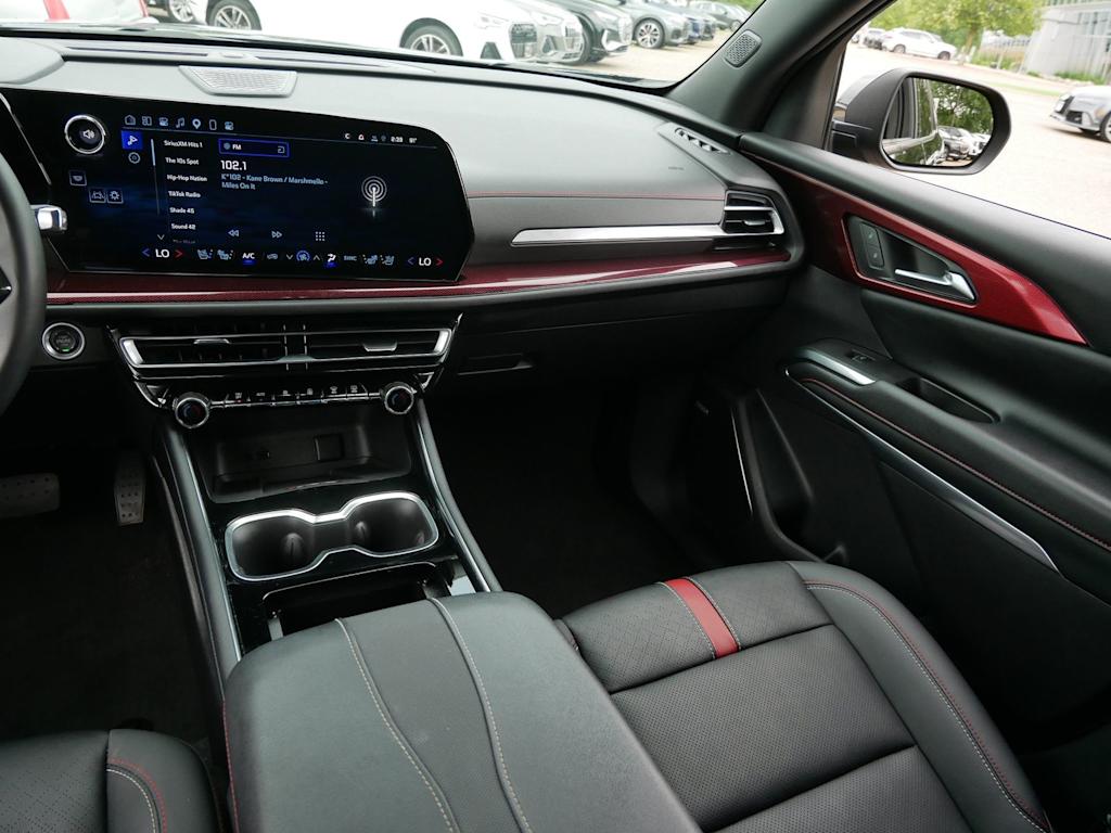 Thumbnail: 2025 Chevrolet Traverse - 10