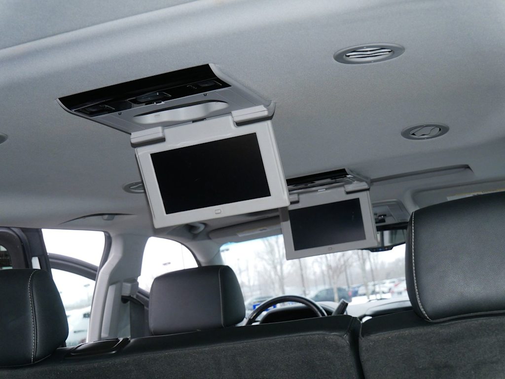 Thumbnail: 2019 Chevrolet Suburban - 12