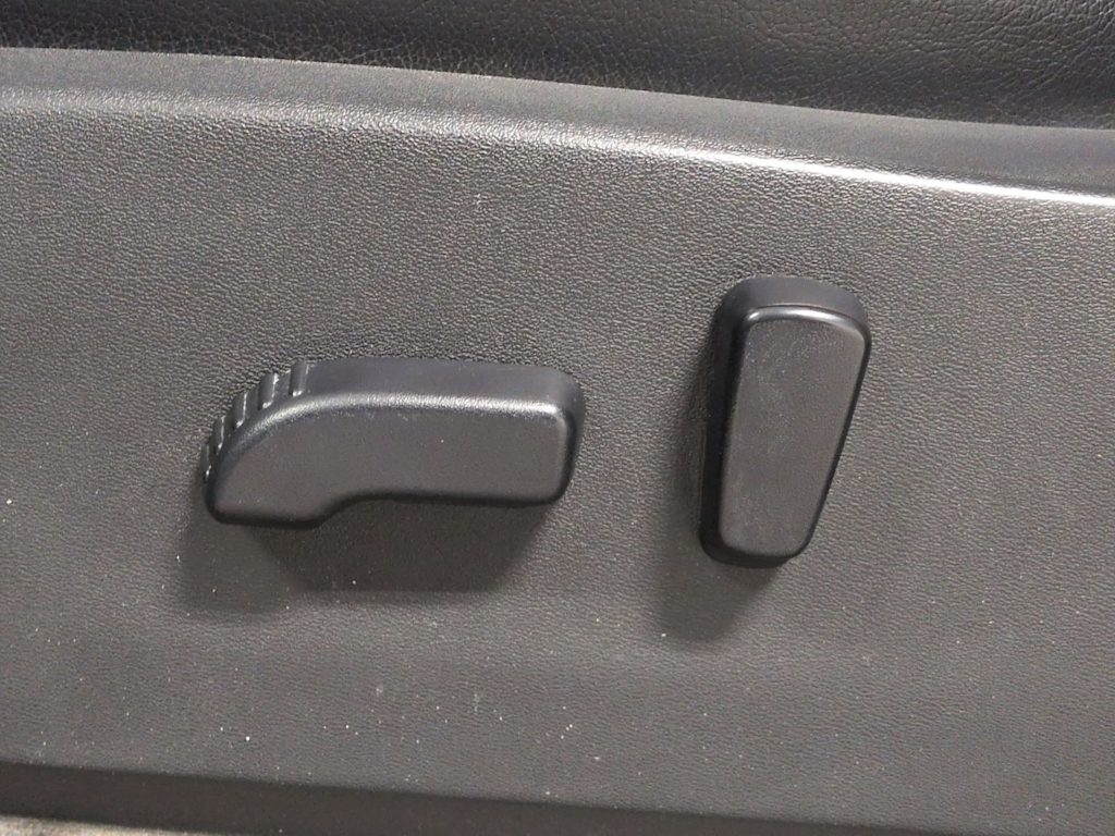 Thumbnail: 2022 Nissan Frontier - 27