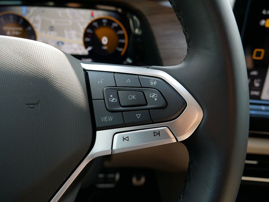 Thumbnail: 2024 Volkswagen Atlas - 21