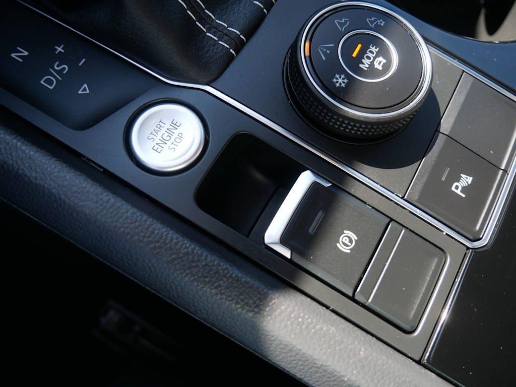 Thumbnail: 2023 Volkswagen Atlas - 12