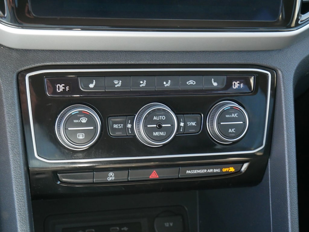 Thumbnail: 2023 Volkswagen Atlas - 24