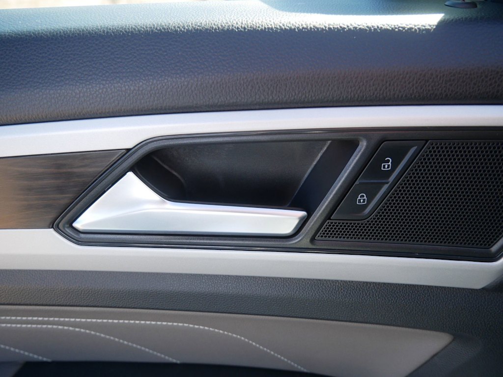 Thumbnail: 2023 Volkswagen Atlas - 20