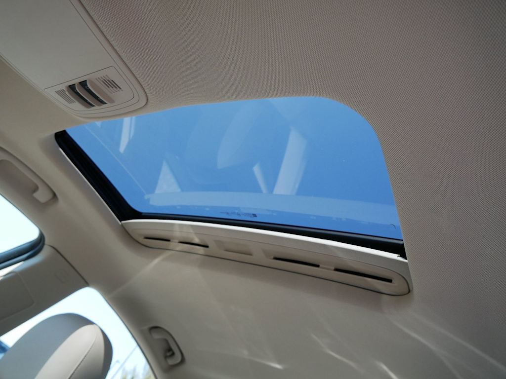 Thumbnail: 2015 Buick Regal - 21