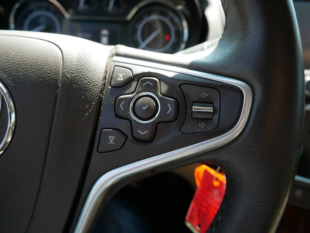 Thumbnail: 2015 Buick Regal - 18