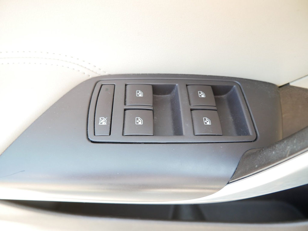 Thumbnail: 2015 Buick Regal - 13