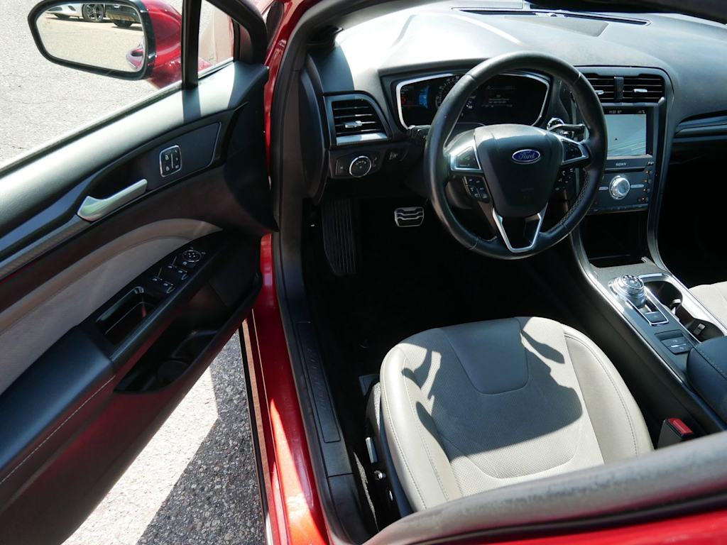 Thumbnail: 2017 Ford Fusion - 2