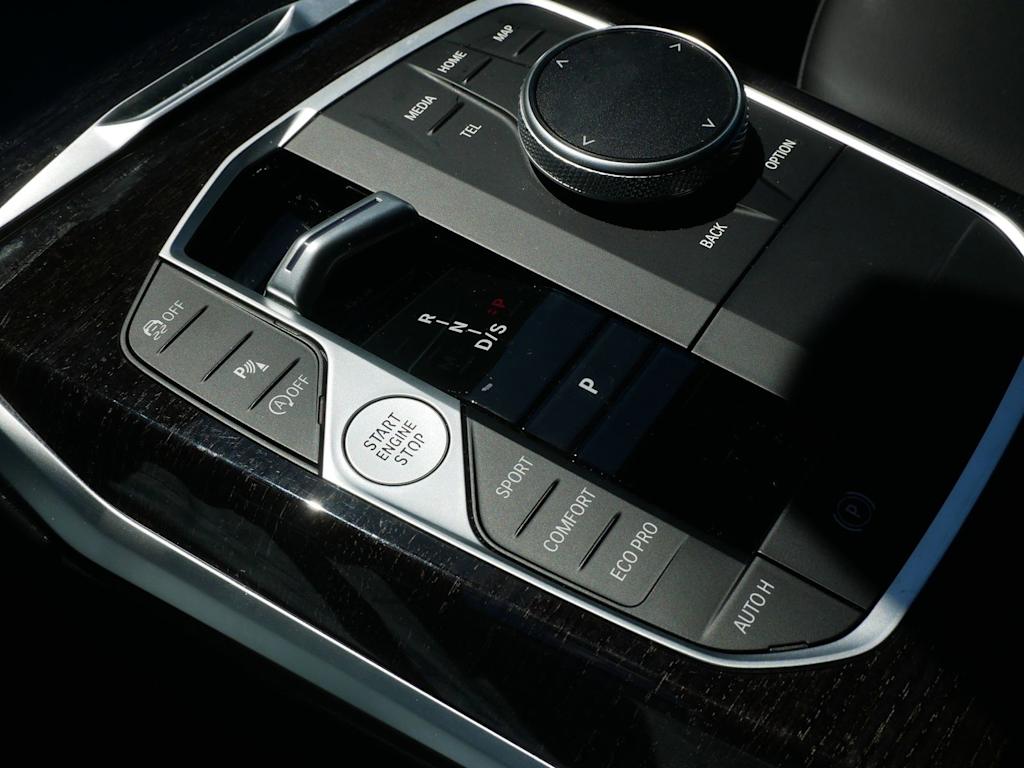 Thumbnail: 2024 BMW 3 Series - 20