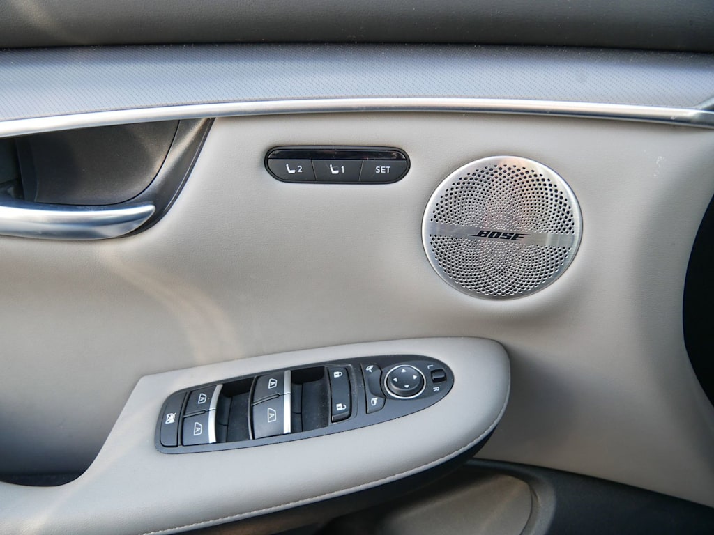 Thumbnail: 2023 INFINITI QX50 - 14