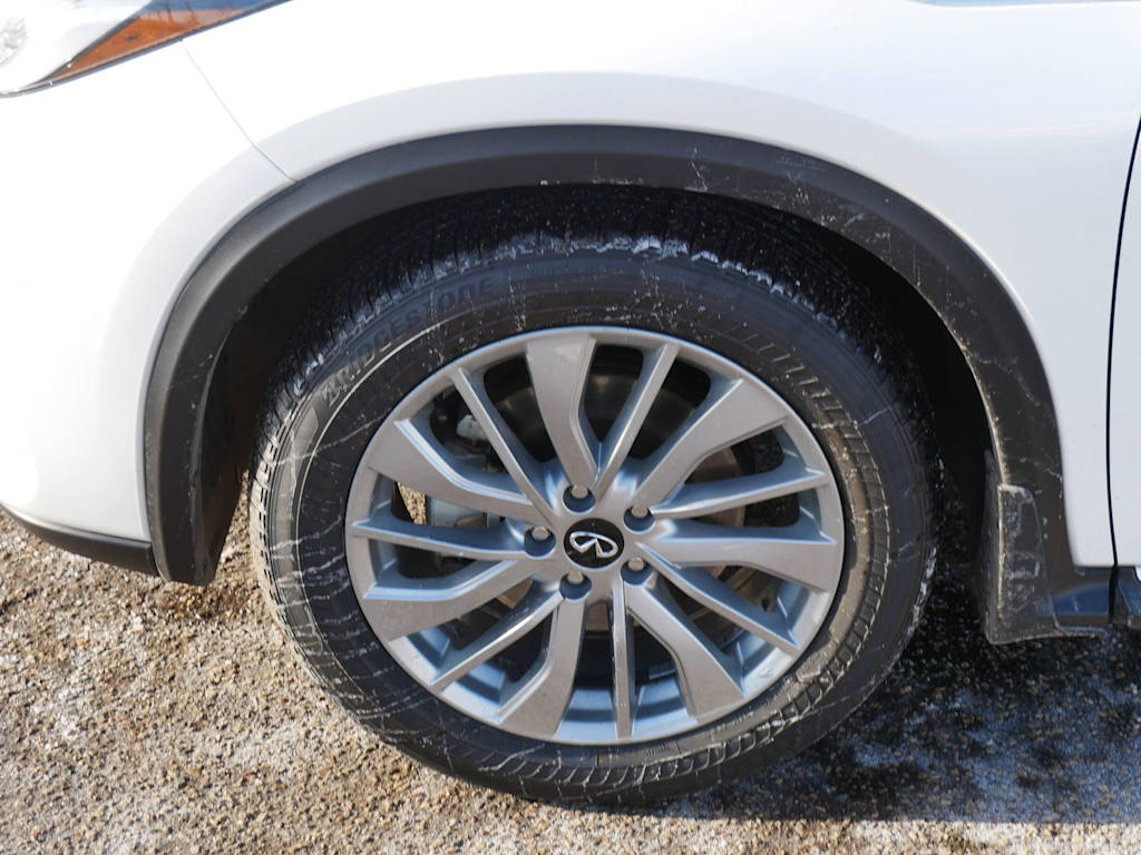 Thumbnail: 2023 INFINITI QX50 - 5