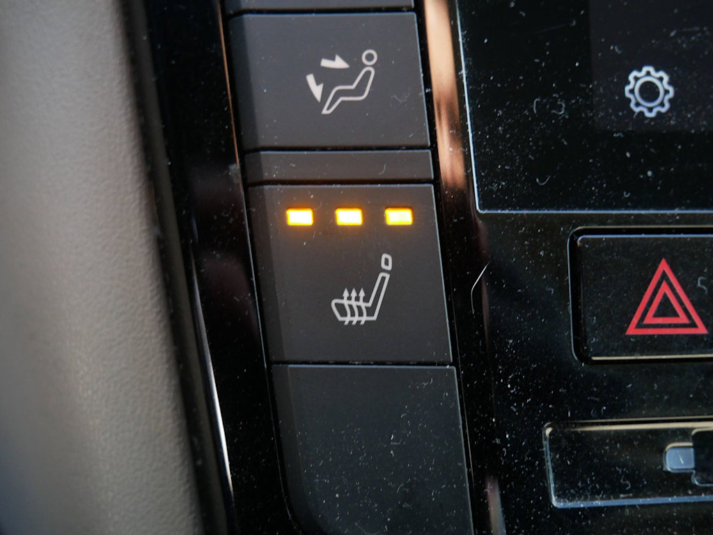 Thumbnail: 2023 INFINITI QX50 - 20