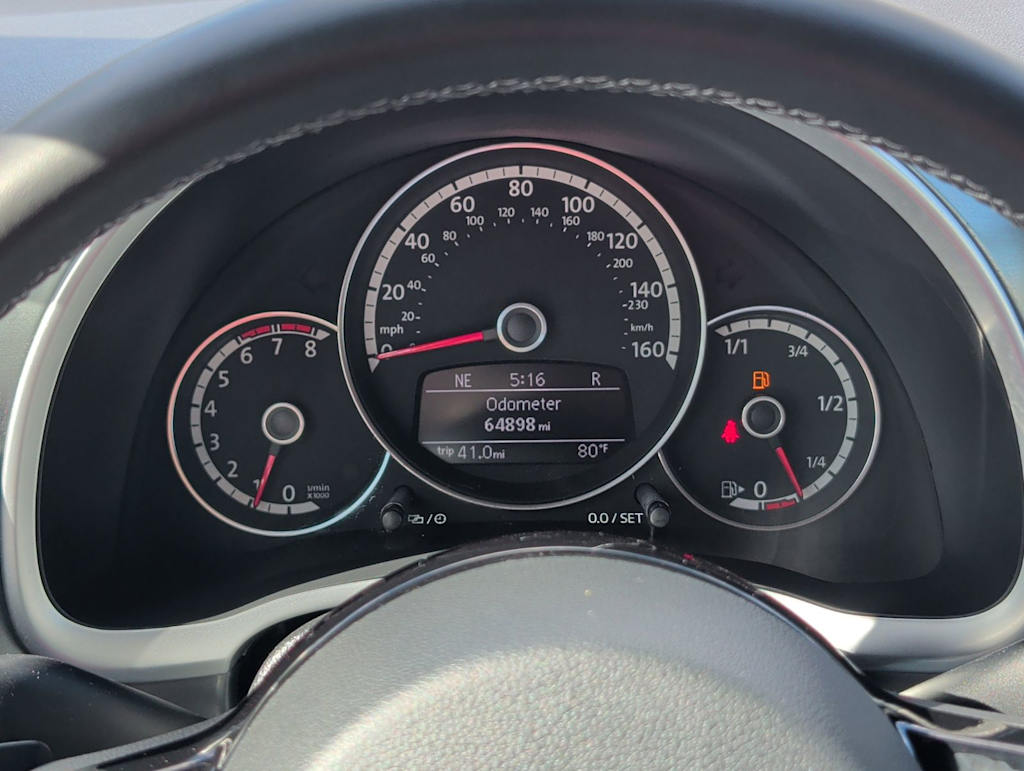 Thumbnail: 2014 Volkswagen Beetle - 13