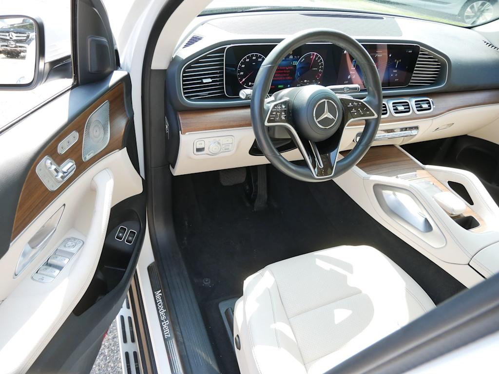 Thumbnail: 2024 Mercedes-Benz GLE - 2