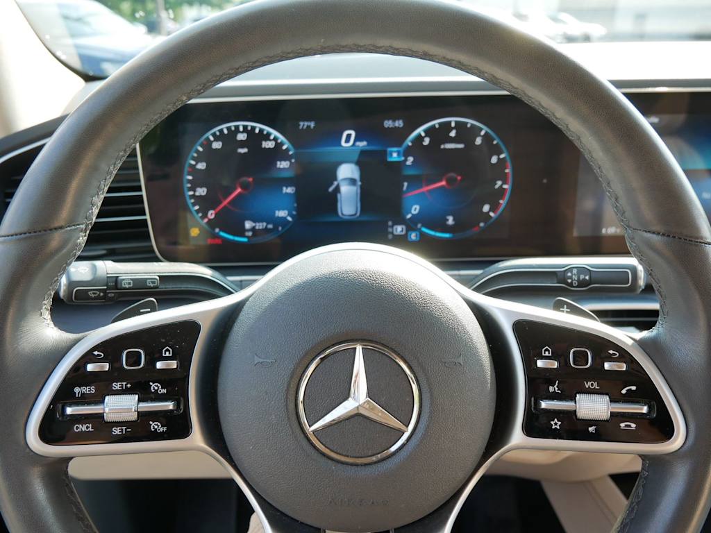 Thumbnail: 2020 Mercedes-Benz GLE - 2