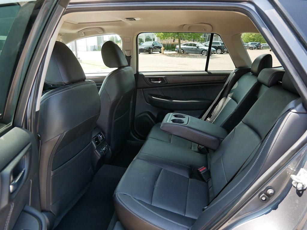 Thumbnail: 2018 Subaru Outback - 9